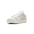 thumbnail image 4 of Jordan GRADE SCHOOL Jordan 1 Low SE Craft GS "Pale Ivory" FN7431 100 from Stadium Goods, 4 of 8