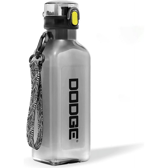 Sports Water Bottle 700ml, Leakproof and BPA Free Drinks Bottle, Gym Water Bottle, Water Bottle for Travel Picnic Camping Hiking (Black)