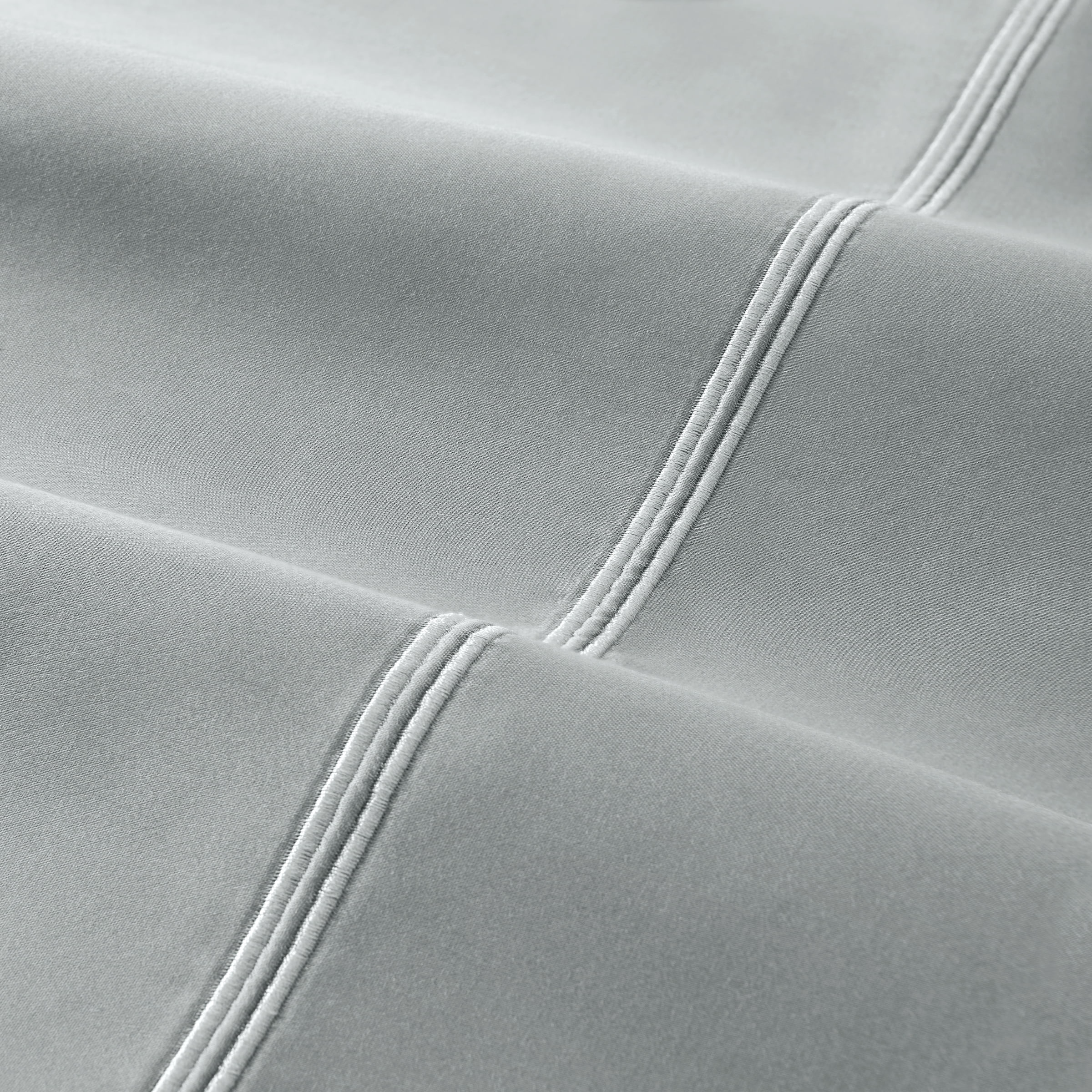 Wamsutta 1846 4-Piece 650 Thread Count Gray Flannel Egyptian Giza Cotton Sateen Bed Sheets, King-Deep Pocket