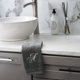 thumbnail image 2 of Toallas Con Monograma, Regalo Personalizado De 11 X 18 Pulgadas, Juego De 2, Toalla Bordada Plateada, Extra Absorbente 100% Algodón, Acabado De Terciopelo Suave, Para Baño, Cocina, Spa, Inicial I (Gri, 2 of 5
