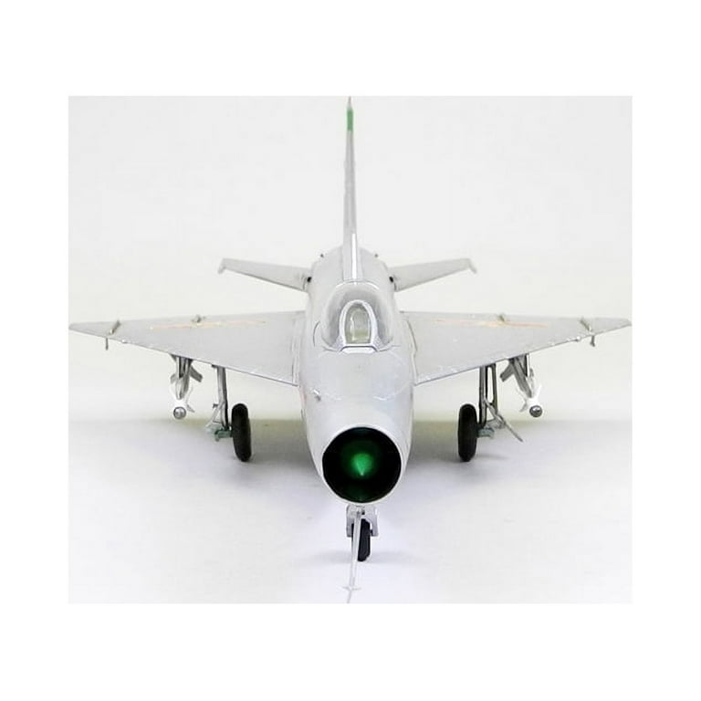 Trumpeter Models MiG-24F-13 Fishbed New - Walmart.com