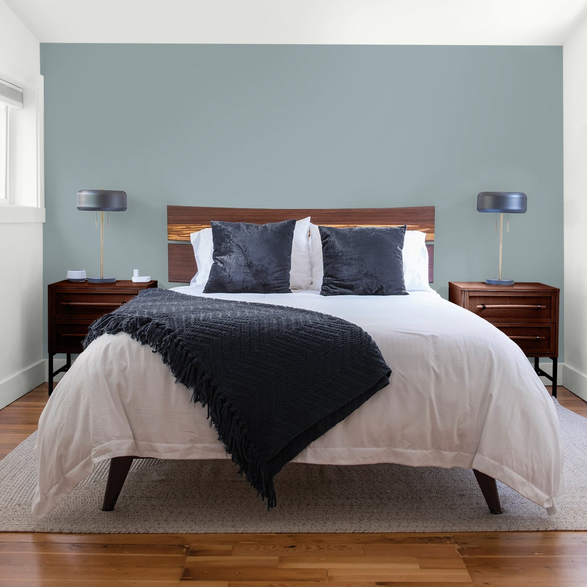 Glidden HEP After the Storm / Gray, Flat Interior Paint with Primer, 1 Gallon