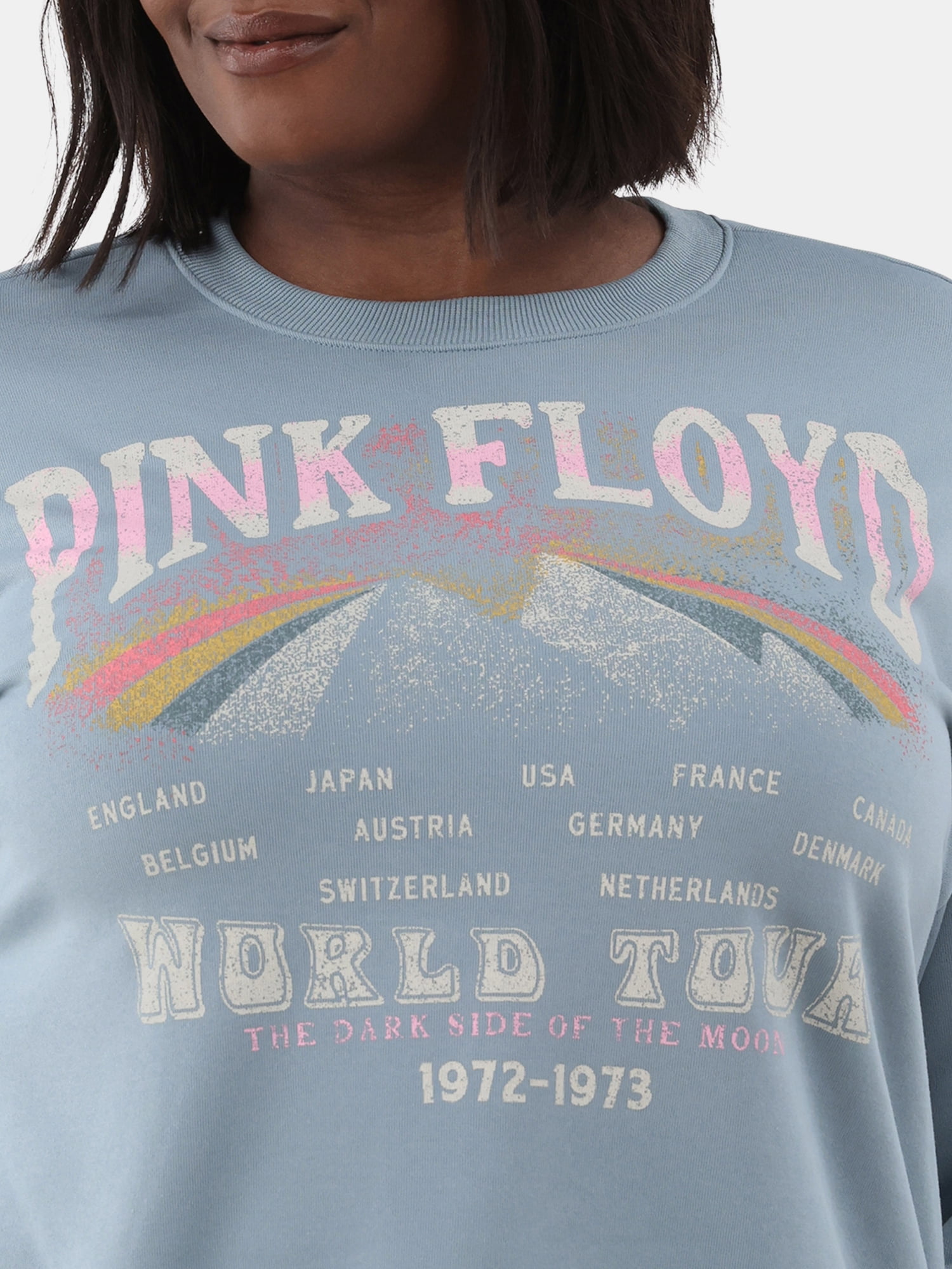 Terra & Sky Women's Plus Size Pink Floyd Graphic Sweatshirt with Long Sleeves, Sizes 0X-5X