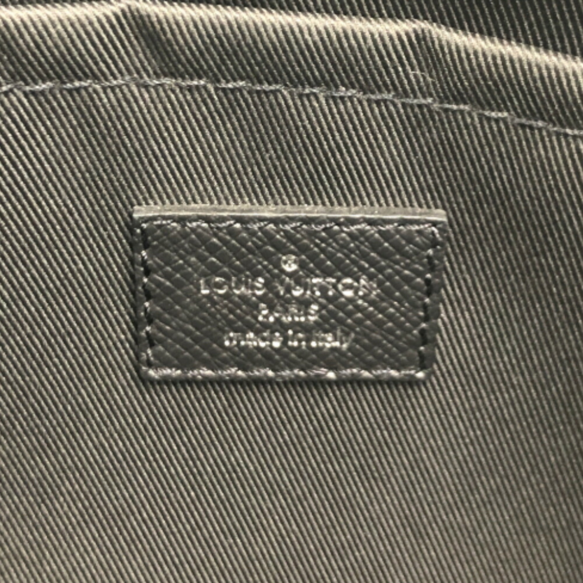 Túi Louis Vuitton Outdoor Messenger Bag 'Black' M30233 - Authentic-Shoes