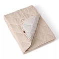 thumbnail image 2 of Manta acolchada Orvis Grip Tight para muebles, color caqui, 2 of 3