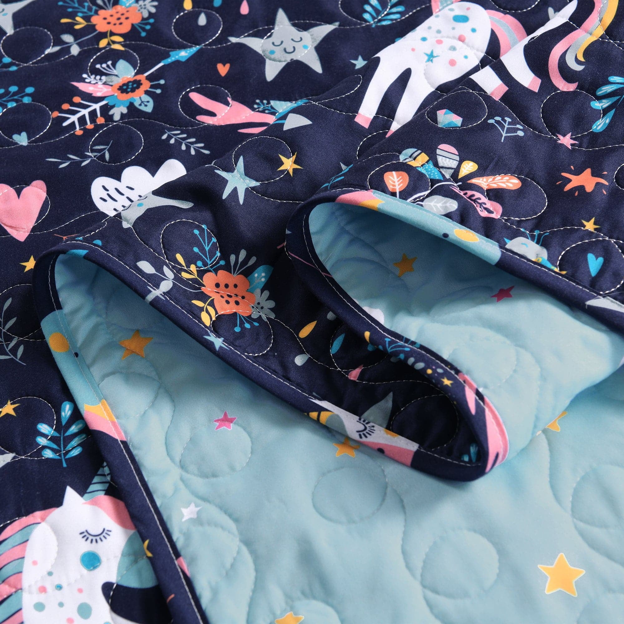 Lush Decor Unicorn Heart Kids Animal Print Reversible Quilt, Twin, White/Multi, 4-Pc Set