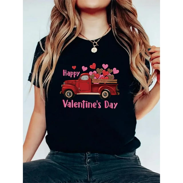 T-Shirt Imprimé Cœurs de Voiture pour la Saint-Valentin, T-Shirt en Coton pour Femmes, Col Rond Décontracté, Manches Courtes, Tissu Tricoté Extensible Moyen, avec Graphique de Voiture et Cœurs, Fête des Pères, Fête des Mères, New Ye