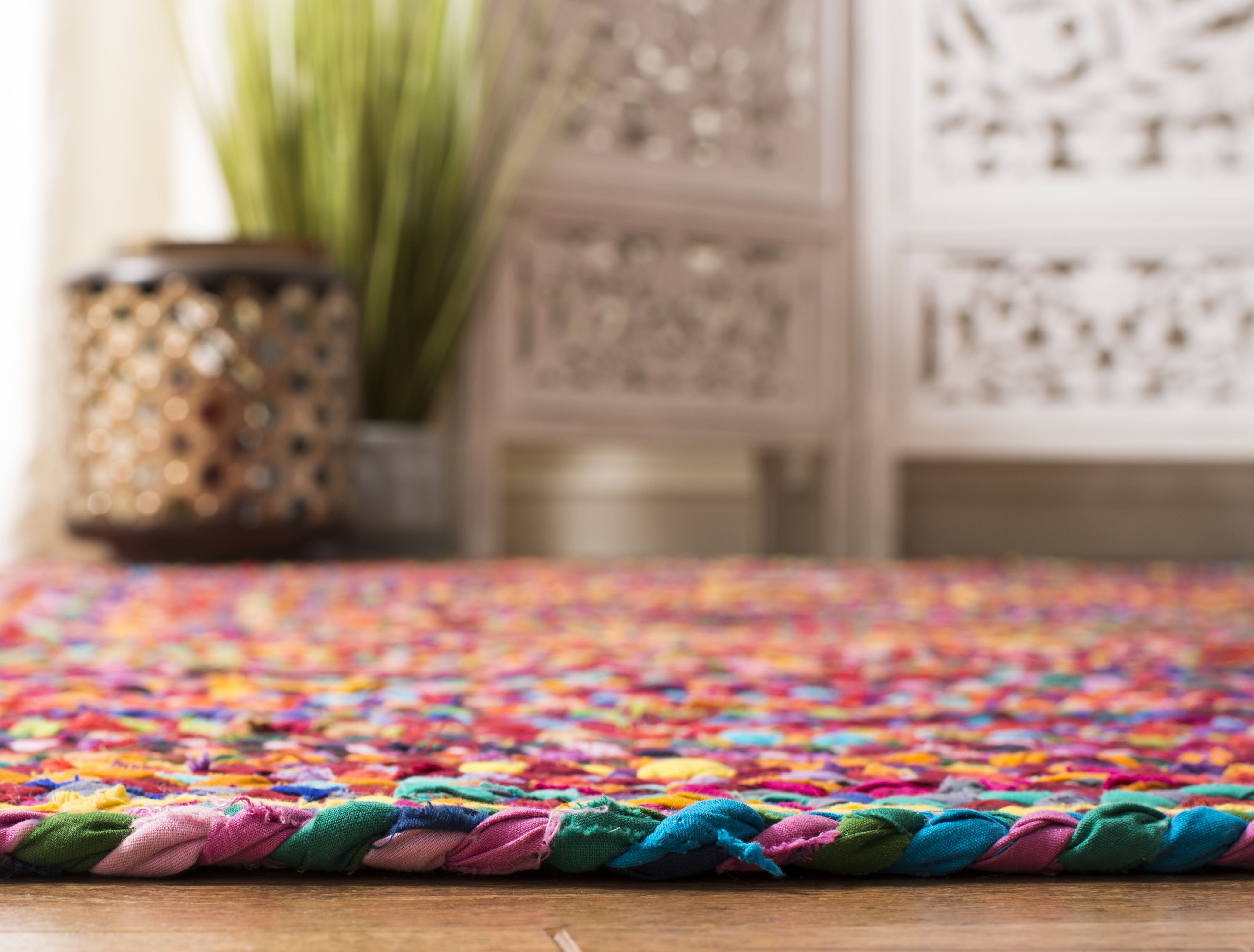 SAFAVIEH Braided Daphne Geometric Cotton Reversible Area Rug, Red/Multi, 3' x 3' Square
