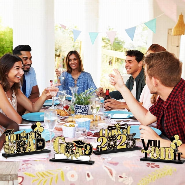 HUASHENG 4 Pcs 2025 Graduation Decorations Class Of 2025 Congrats Grad Centerpieces Congratulate Graduation Table Toppers For High School College Graduation ()