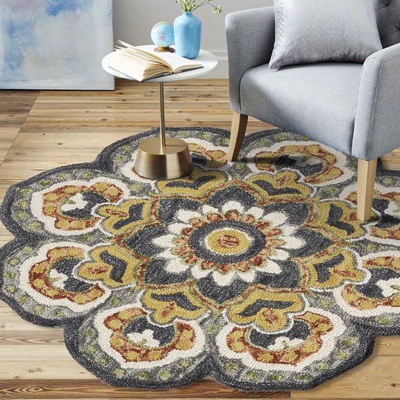 Laddha Home Designs 4' Gray and Yellow Floral Hand Tufted Wool Area Throw Rug