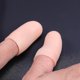thumbnail image 3 of 2 piezas de protectores de dedos de gel de silicona suave, separadores y protectores para proteger la piel agrietada, ampollas y callos, 3 of 4