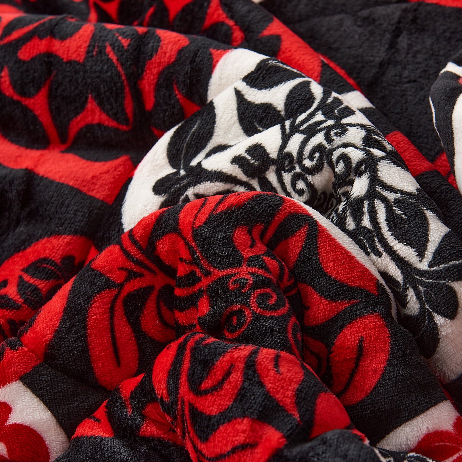JML Plush Sherpa Bed Blanket, Fluffy & Soft, Reversible, Thick, Queen 75"x83",Red White Circle