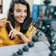 thumbnail image 4 of Kit d'Enregistrement Studio Chantant Téléphone PC KTV Microphone Réseau Bras Pliant, Noir Doré, 4 of 6