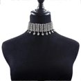 thumbnail image 1 of Collar llamativo con colgante de borla y capas, estilo vintage, con pedrería completa., 1 of 5