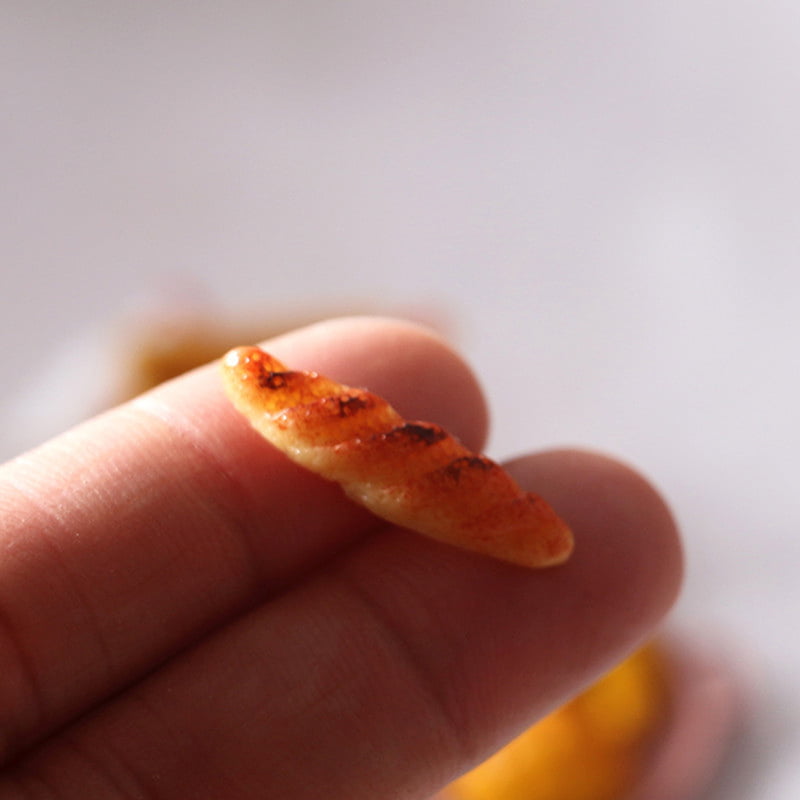 6Pcs Simulation Croissant Brot Puppenhaus Miniatur Food Snack Kitche N9TXUI 