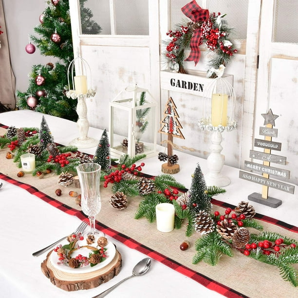 Guirlande de Noël 2.7M, Guirlande Sapin Artificiel, Guirlande Artificielle  Noël avec Fruits Rouges et Pommes de Pin, Noël Décoration pour Escalier