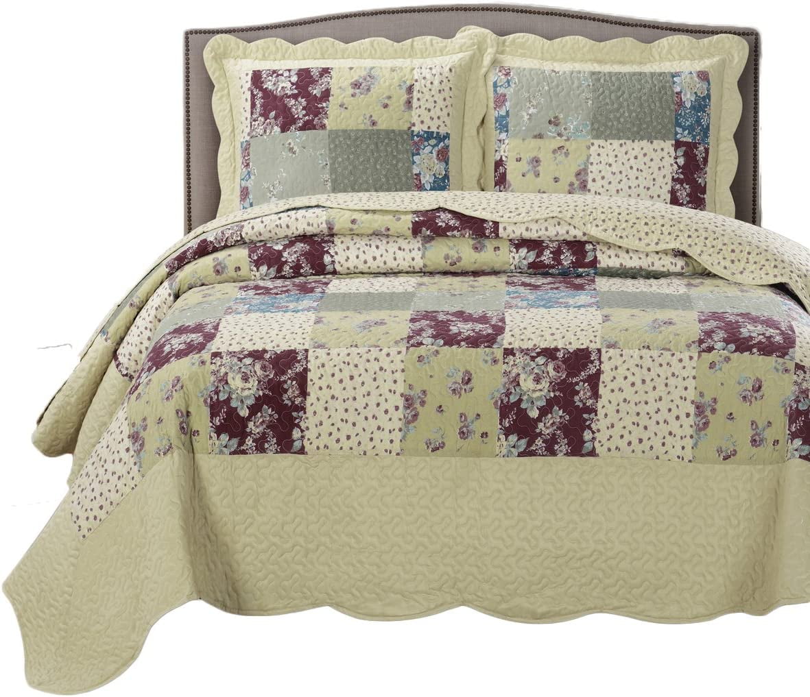 Full Patchwork Floral Microfiber Quilt Set in Cream and White