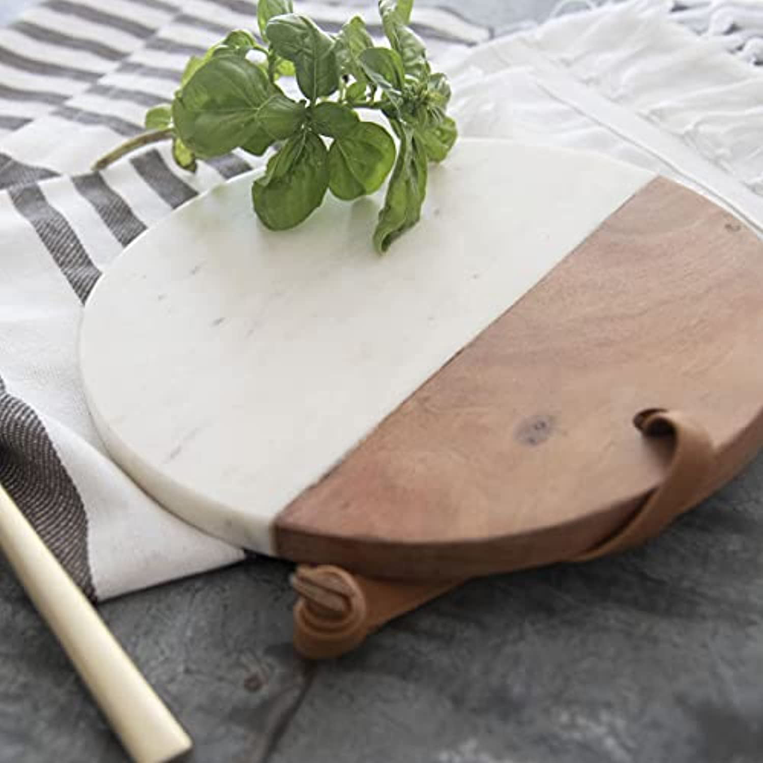 Foreside Home & Garden Small Square White Marble and Wood Kitchen Serving Cutting  Board - 10x7x0.5 - Bed Bath & Beyond - 28594410