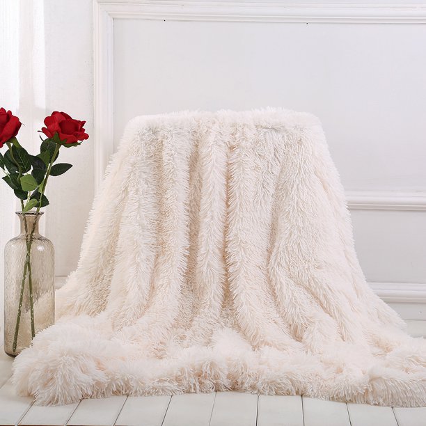 DYstyle Super Soft Fluffy Faux Fur Floor Area Rug Washable Shaggy
