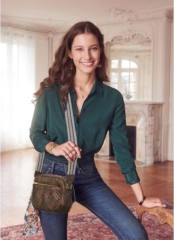 Gomayee Quilted Crossbody Bags for Women Vegan Leather Purses Small Shoulder Handbags with Wide Strap