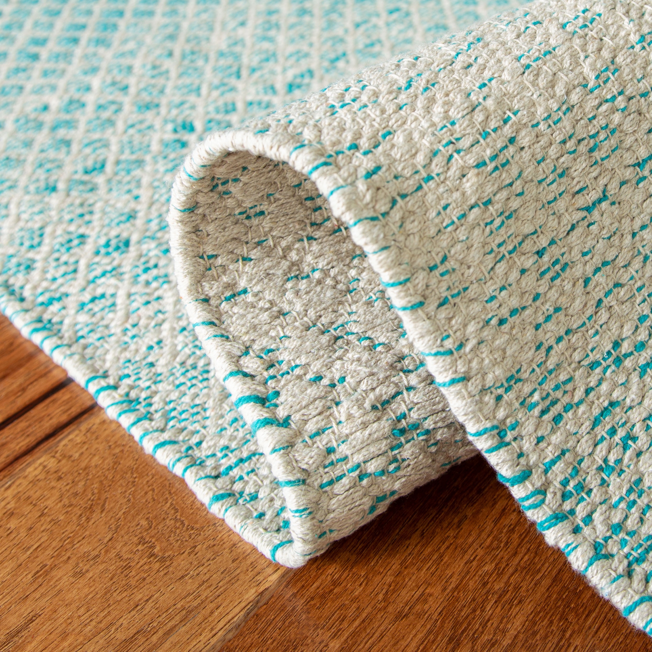 SAFAVIEH Montauk Vaughn Geometric Cotton Runner Rug, Turquoise/Ivory, 2'3" x 7'