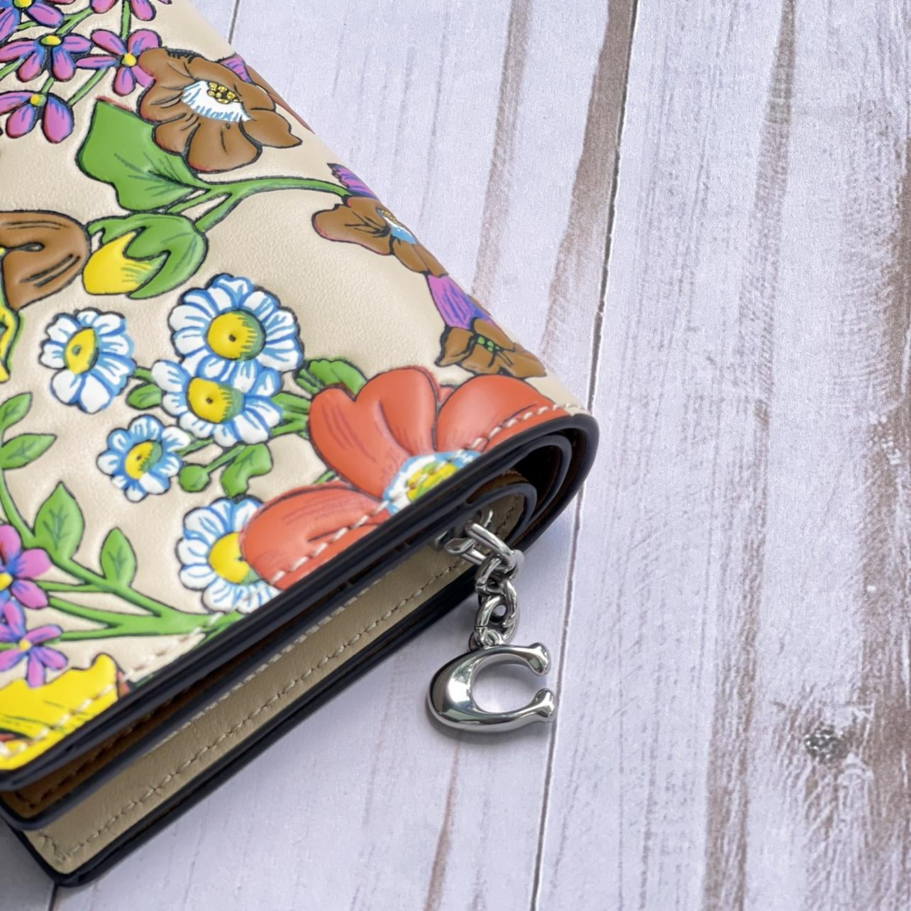 Coach coin purse floral new arrivals