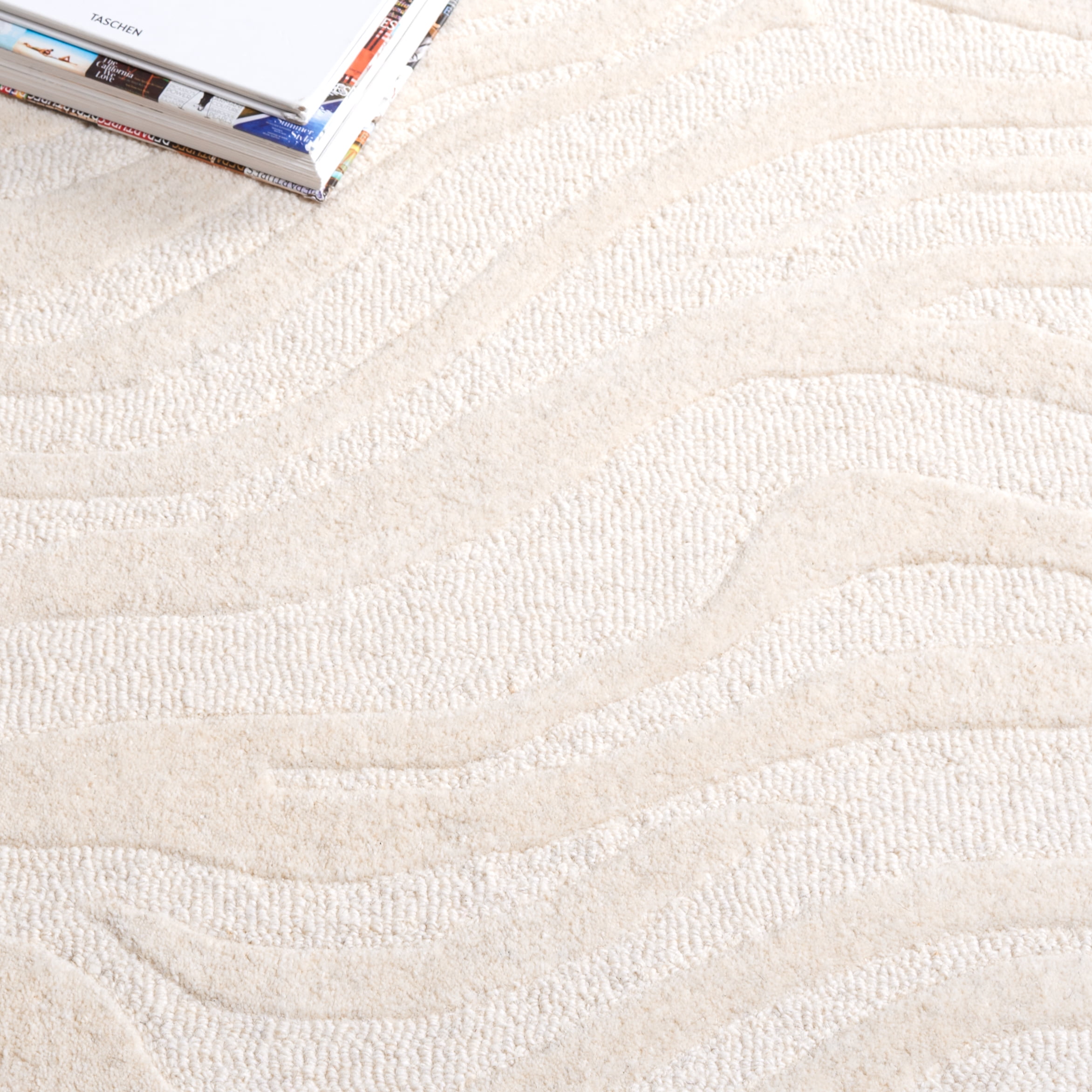 SAFAVIEH Rodeo Drive Sherman Abstract Area Rug, Ivory, 8' x 10'