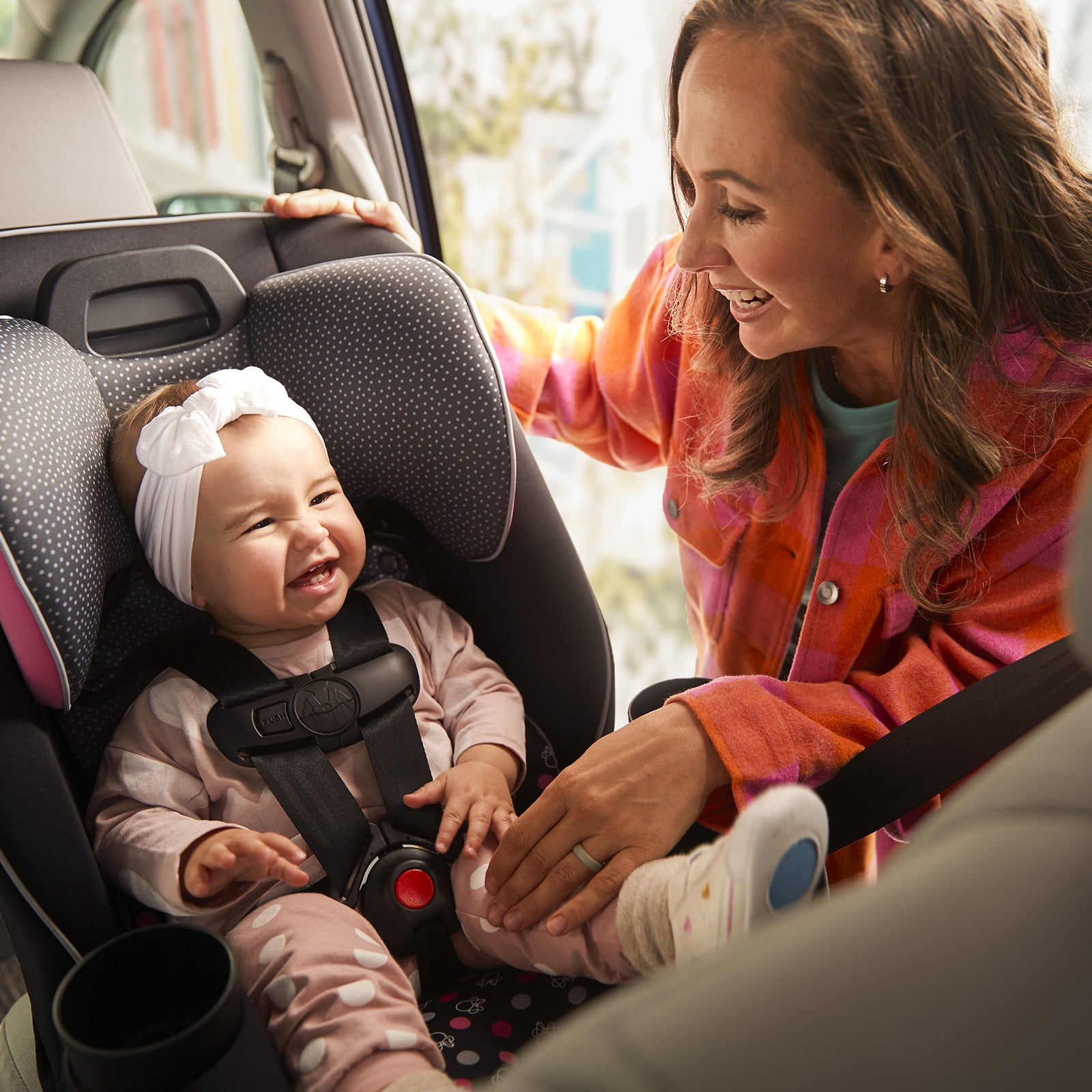 Disney Baby Easy Elite Slim All-In-One Convertible Car Seat, Modern Mickey