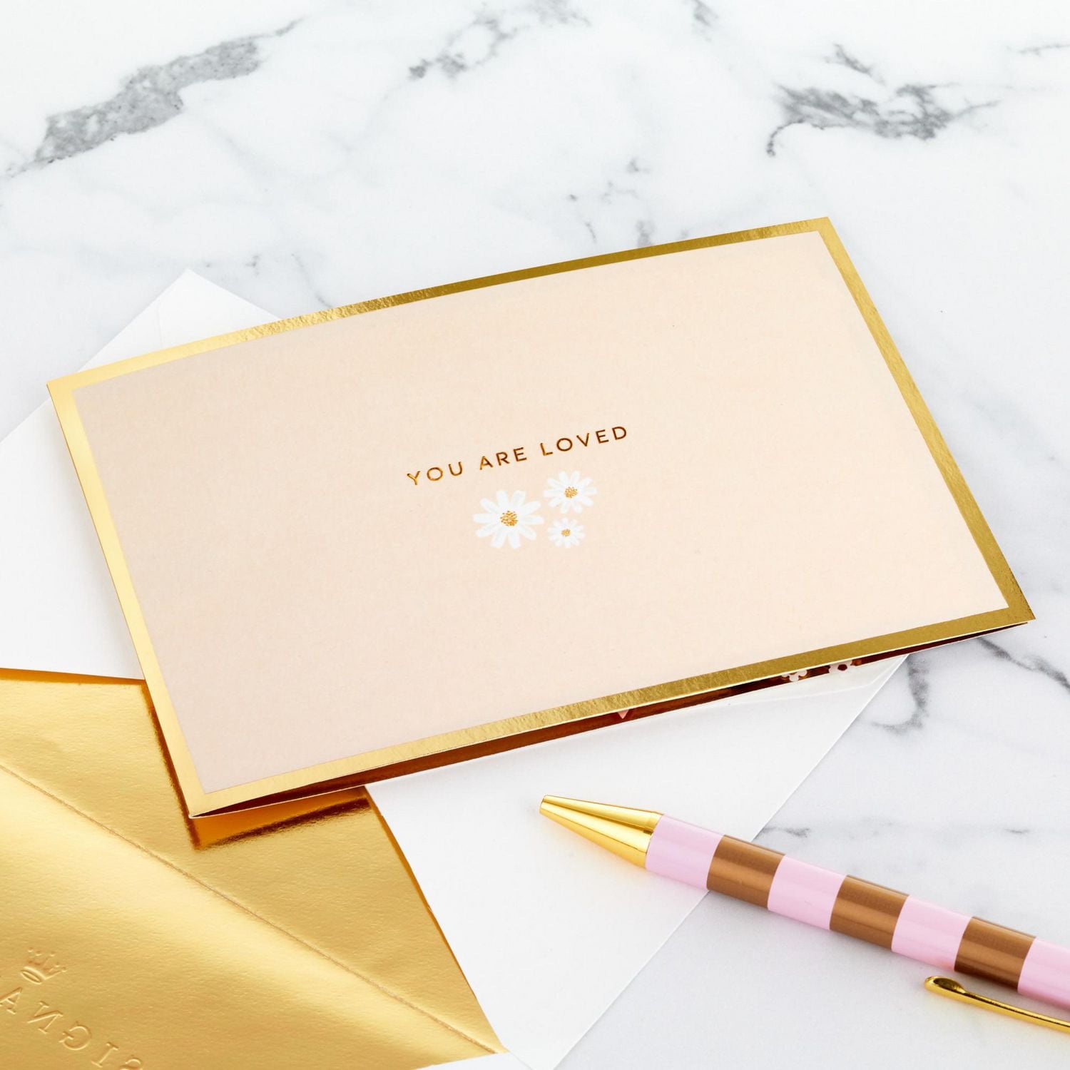 Carte Signature en relief de la fête des Mères, Paper Wonder de Hallmark (« All Time Best »)