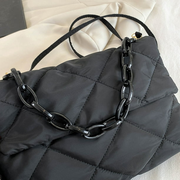 Chunky chain strap quilted shoulder bag shop