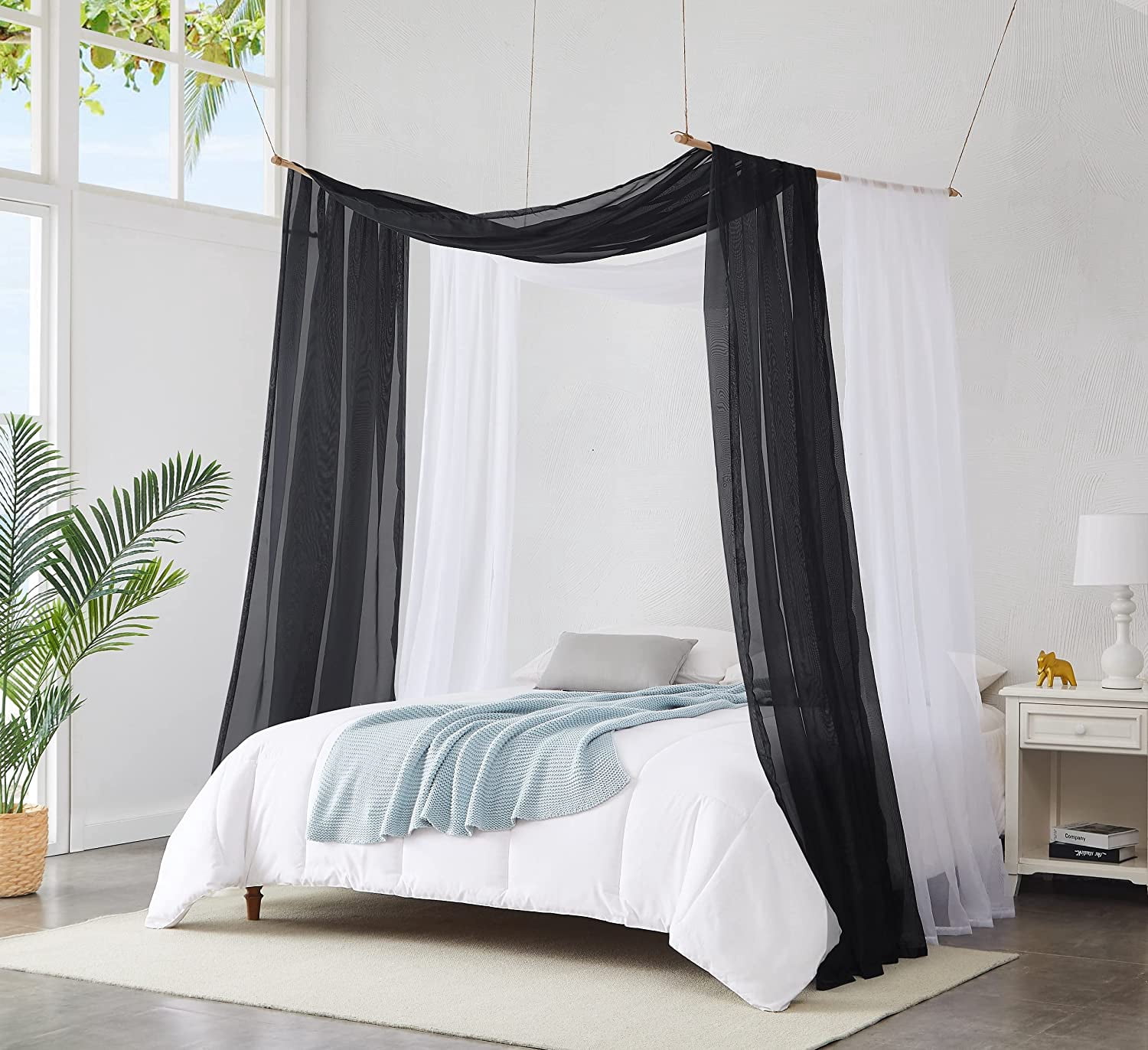 Warm Home Designs 55" W x 360" L Black Bed Canopy for Extra Large Bed. BC Black 360
