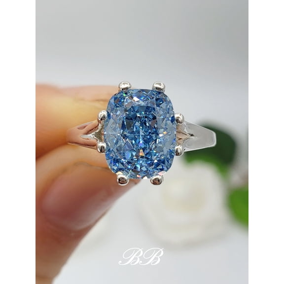 10x8mm Blue Crushed Ice, Elongated Cushion Cut, 8-Prong Solitaire Statement Ring, 5A Cubic Zirconia, Sterling Silver