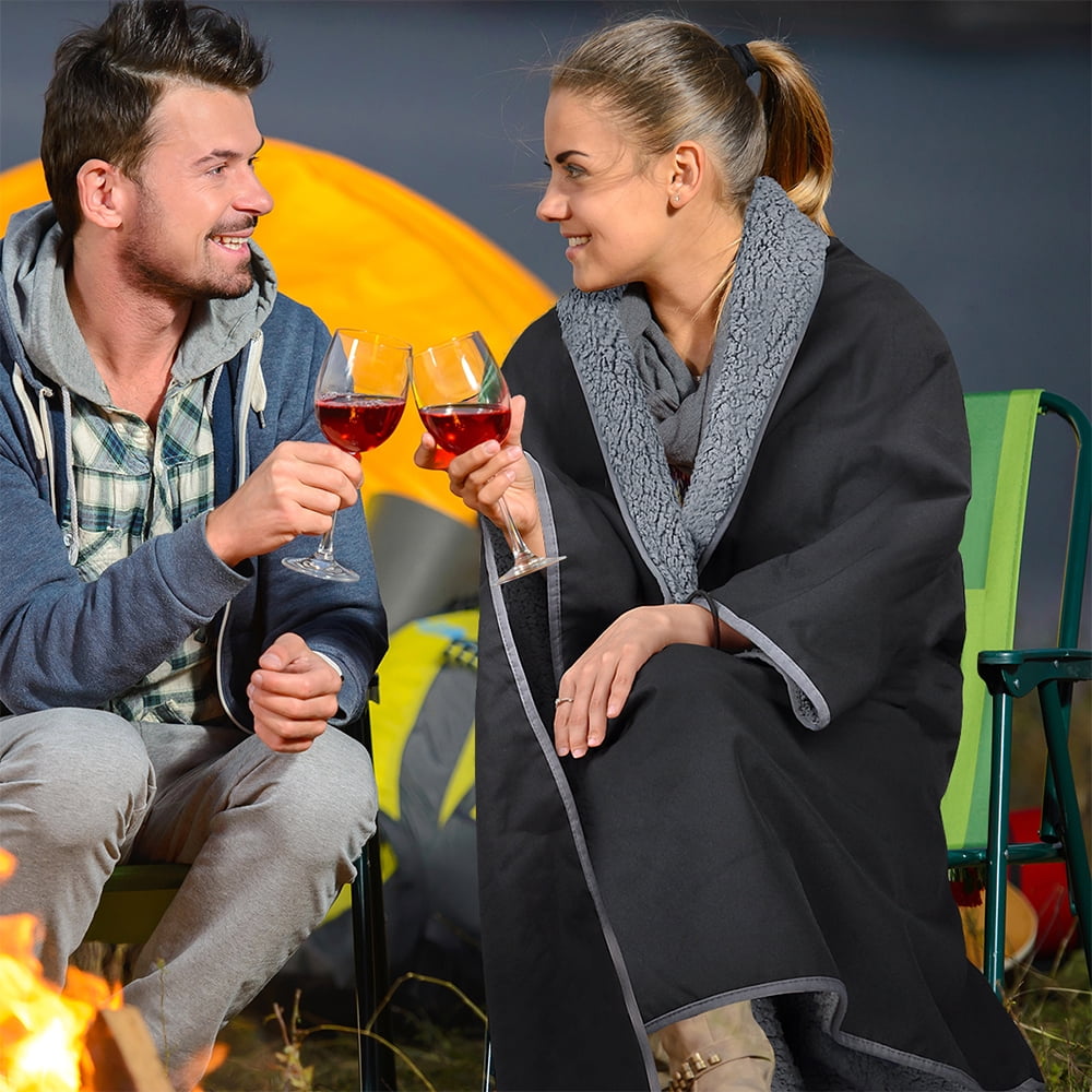 Tirrinia Waterproof Picnic Blanket with Sherpa Lining, Warm Comfy, Black, 60''X 80''.