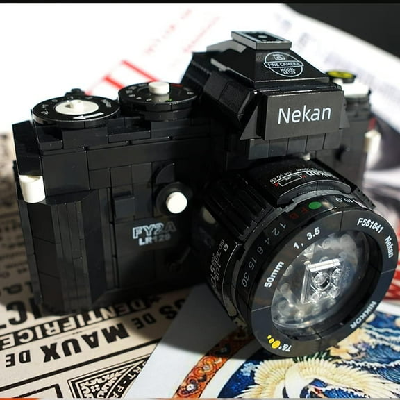 Building Blocks Camera, Adult Building Set, Construction Brick Set Best Gift for Adult, Teens, Collectible Model Digital Camera to Build 627pcs