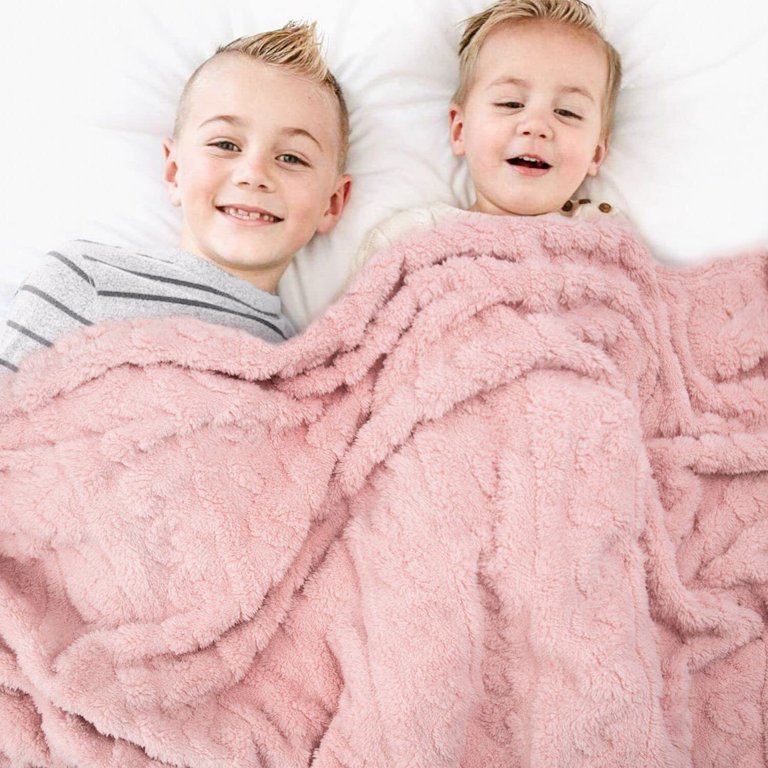 HOMRITAR Throw Blanket for Unisex 3D Fleece Blankets for Kids Ultra Soft Warm  Cozy Plush Fleece Comfy Flannel Blanket for Couch Sofa Bed (Pink, 50 x 60  Inch) - Walmart.com