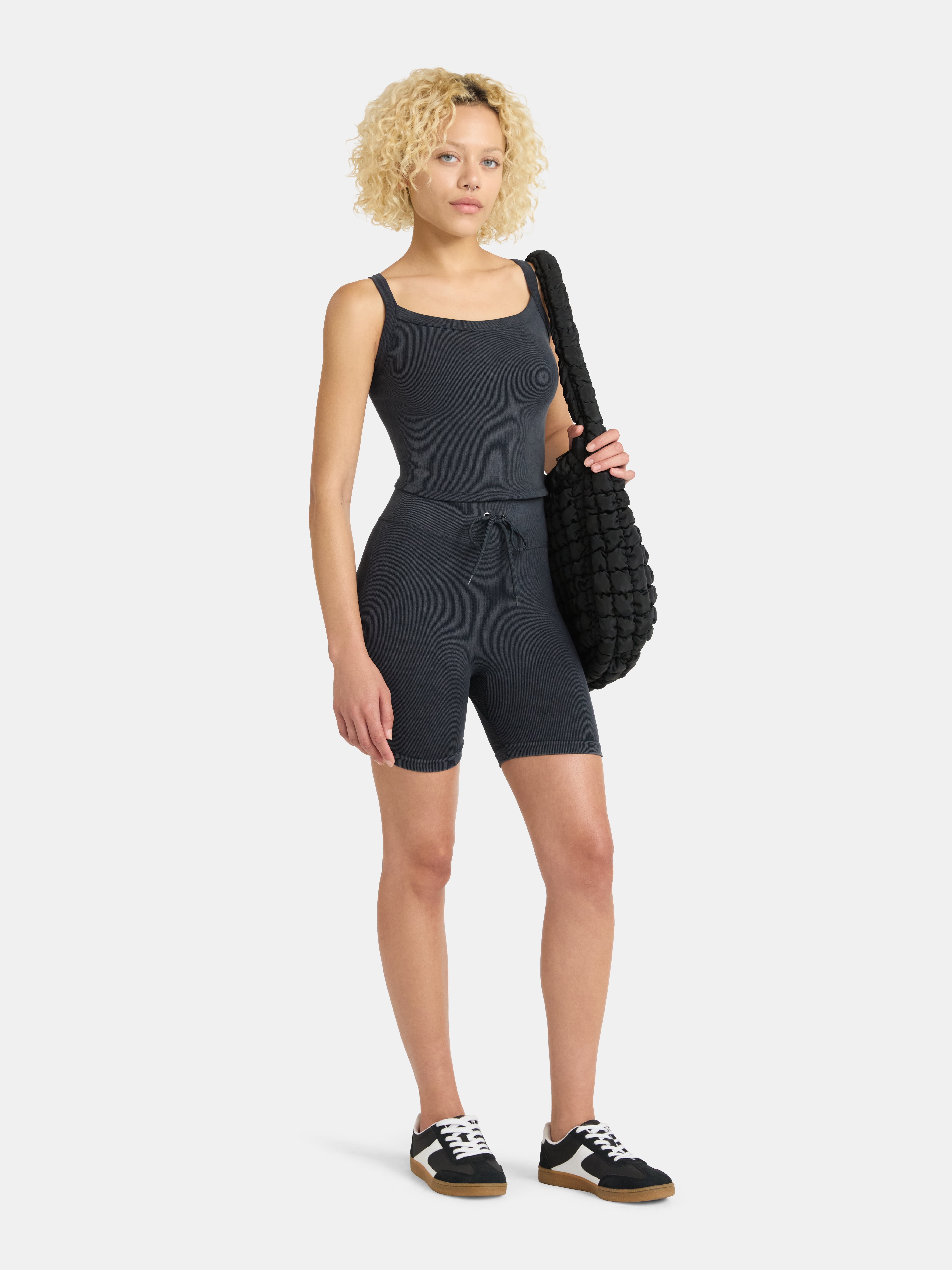 No Boundaries Seamless Shirttail Tank and Tie Front Bike Shorts Set, 2-Piece, Women's