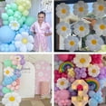 thumbnail image 3 of Yanonmyfd Globos Daisy, 10 Pcs Globos de Flor de Margarita Blanca, Decoraciones de Fiesta de Cumpleaños Groovy Boho Daisy, Baby Shower Boda Pascua Productos para Fiestas, 3 of 8