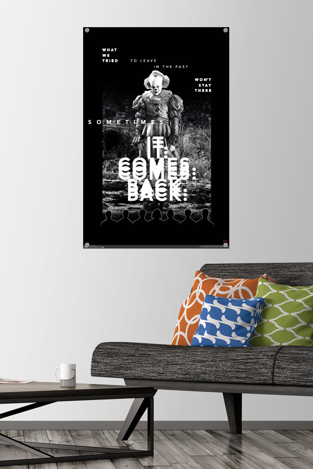 IT: Chapter 2 - Back Wall Poster with Push Pins, 22.375" x 34"