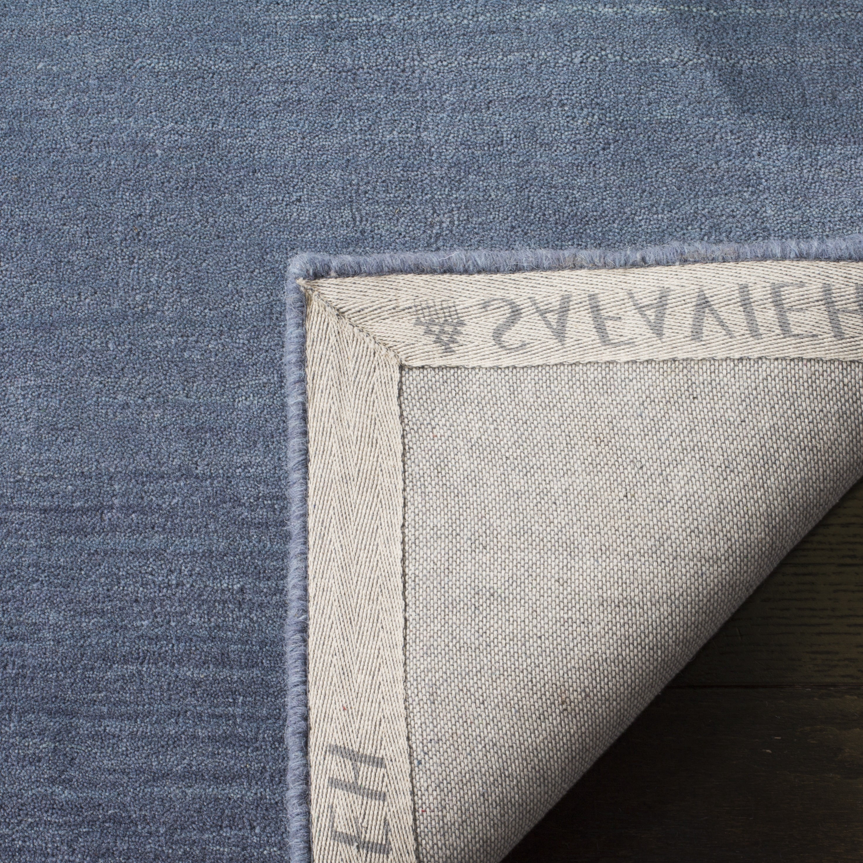SAFAVIEH Soho Fiesta Geometric Area Rug, Denim, 3'6" x 5'6"