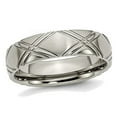 thumbnail image 1 of Bague Alliance pour Homme en Titane à Croisillons 6 mm Brossée et Polie, 1 of 5