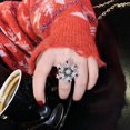 thumbnail image 2 of Anillo de copo de nieve de doble capa giratorio, anillo lleno de diamantes, anillo abierto elegante exagerado, lujo ligero para mujer, 2 of 6