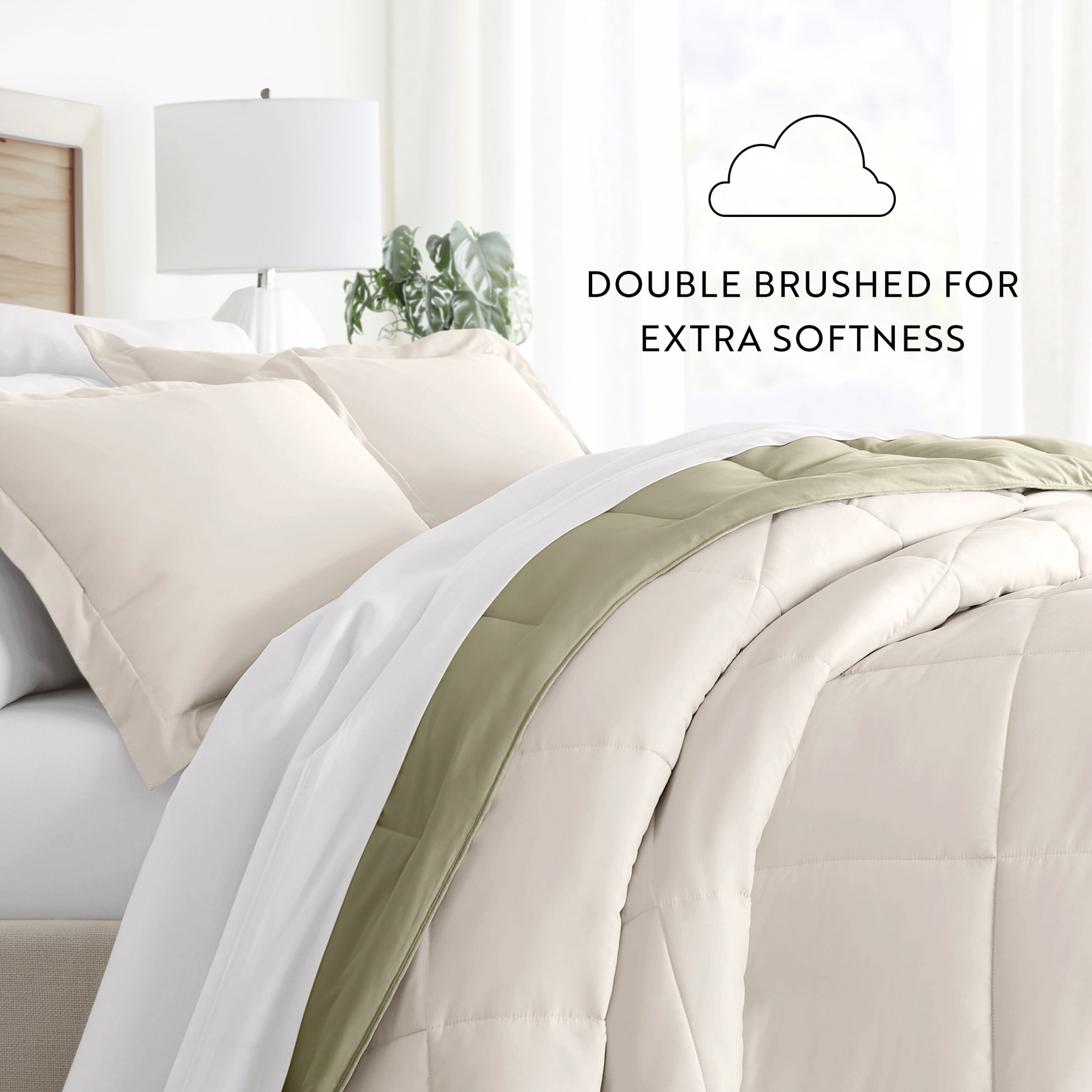 Noble Linens Soft 3-Piece Sage & Ivory Reversible All Season Lightweight Down Alternative Comforter Set, Full/Queen