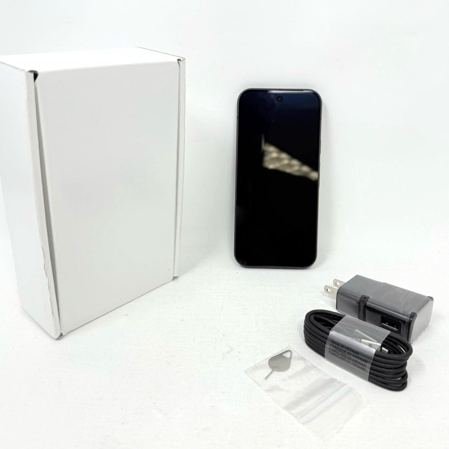 Pre-Owned Google Pixel 9 5G 128GB G2YBB AT&T 6.3" 12GB RAM 50MP Smartphone - Obsidian