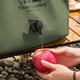 thumbnail image 4 of Bolsa plegable para agua de 2,11 galones con asa para acampar, hacer senderismo, montar a caballo y practicar deportes al aire libre. Cesta de plástico verde., 4 of 6