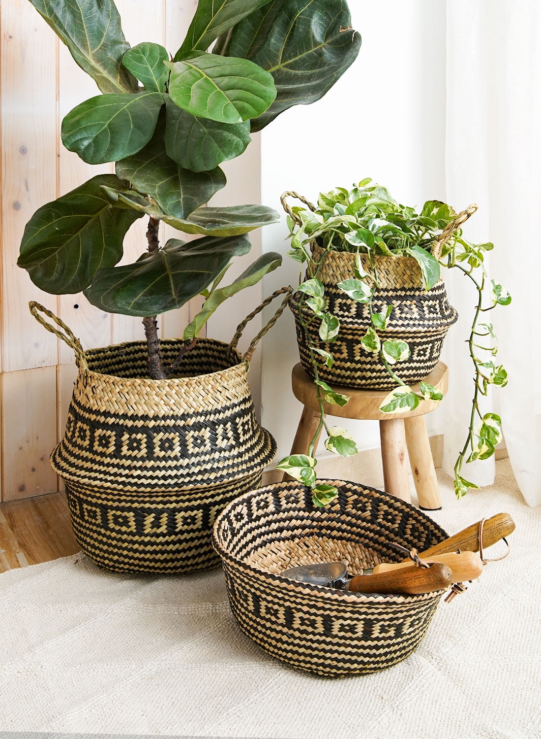LE TAUCI Plant Basket, 7 inch Small Black Flower Woven Seagrass Belly Baskets, Home Boho Decor, Storage Laundry Picnic Grocery Straw Bag