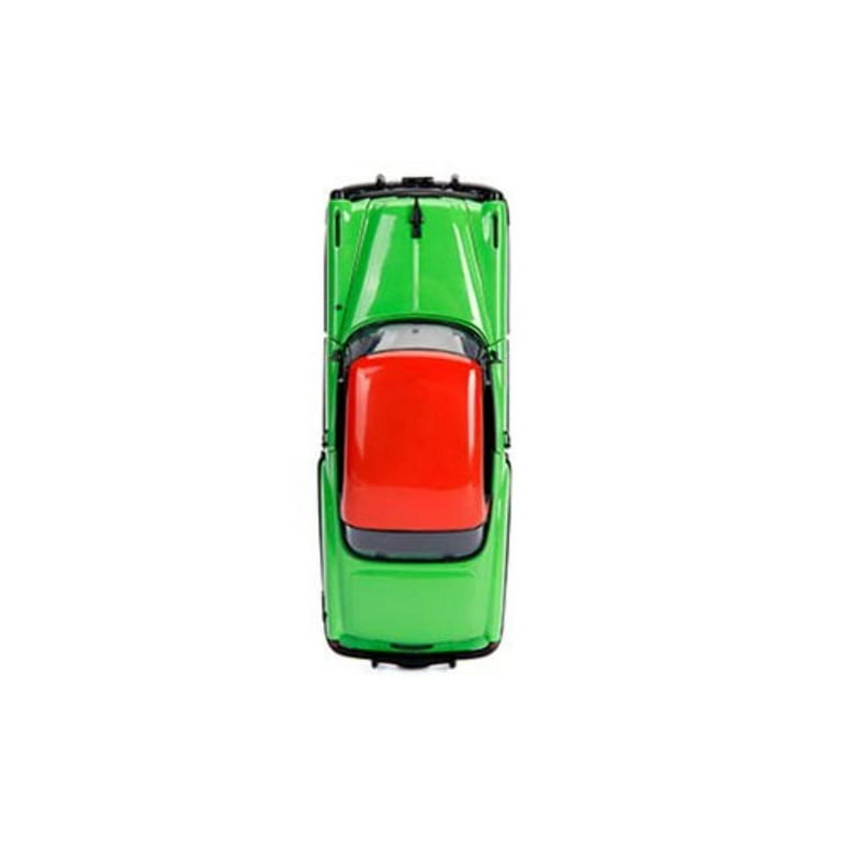 DC Bombshells Poison Ivy 1953 Chevy Bel Air 1:24 Vehicle