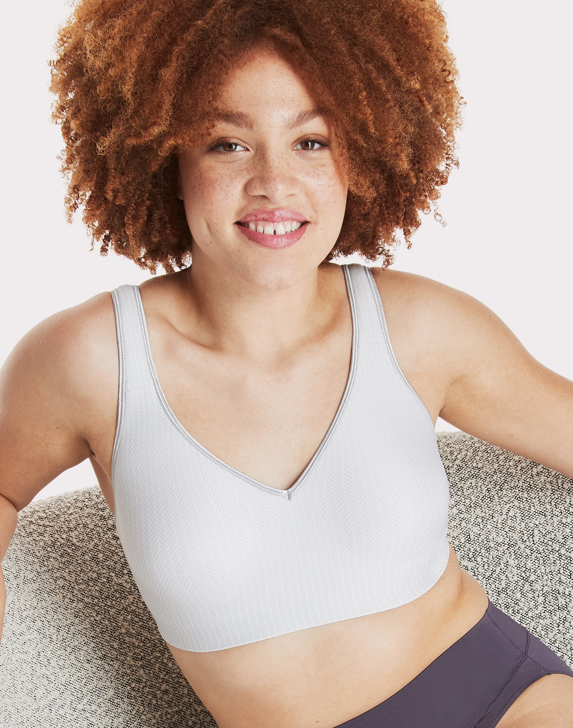 Hanes Smooth Comfort Women's Wireless T-Shirt Bra Moisture Wicking MHG796