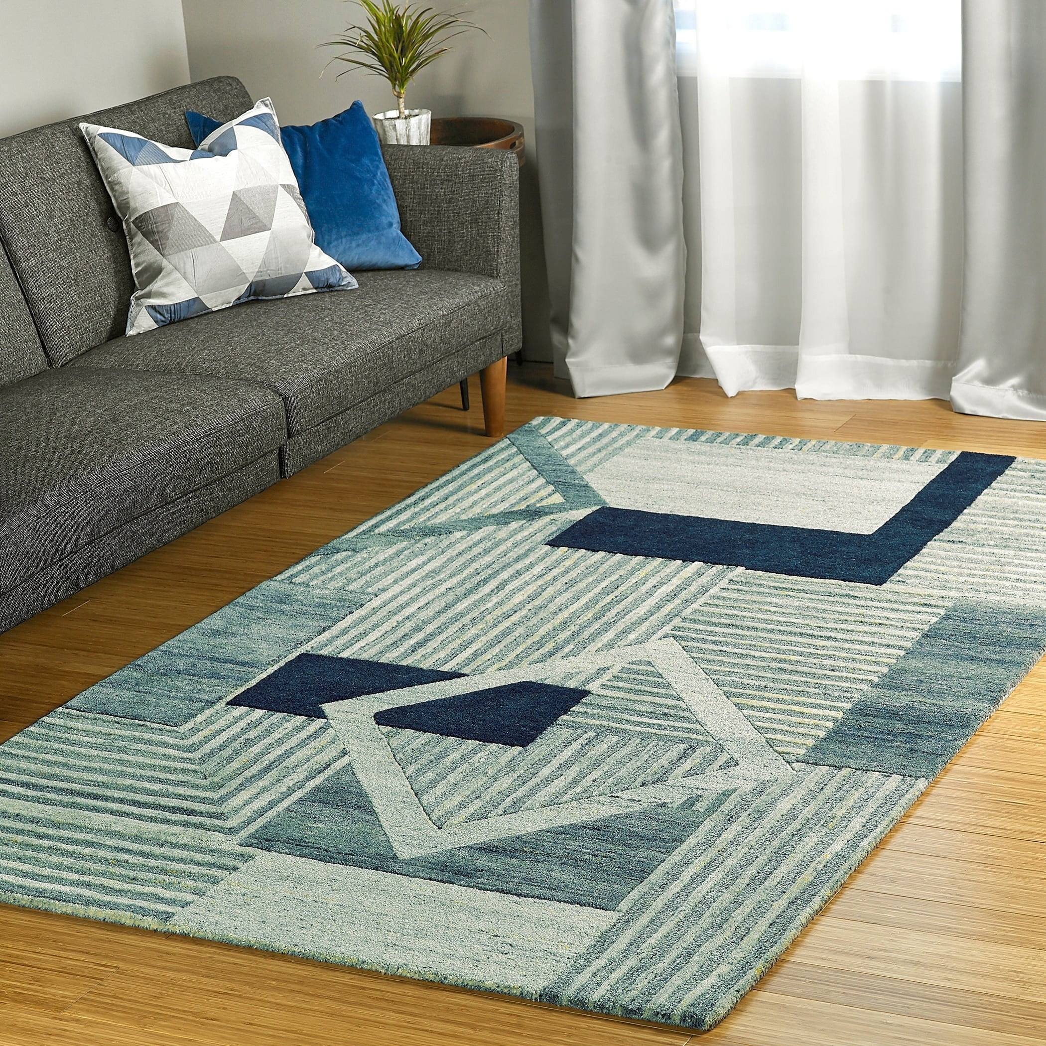 Bombay Home Colab Handmade Wool Area Rug