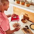 thumbnail image 2 of Batidora de mano KitchenAid de 6 velocidades con batidores d, 2 of 5
