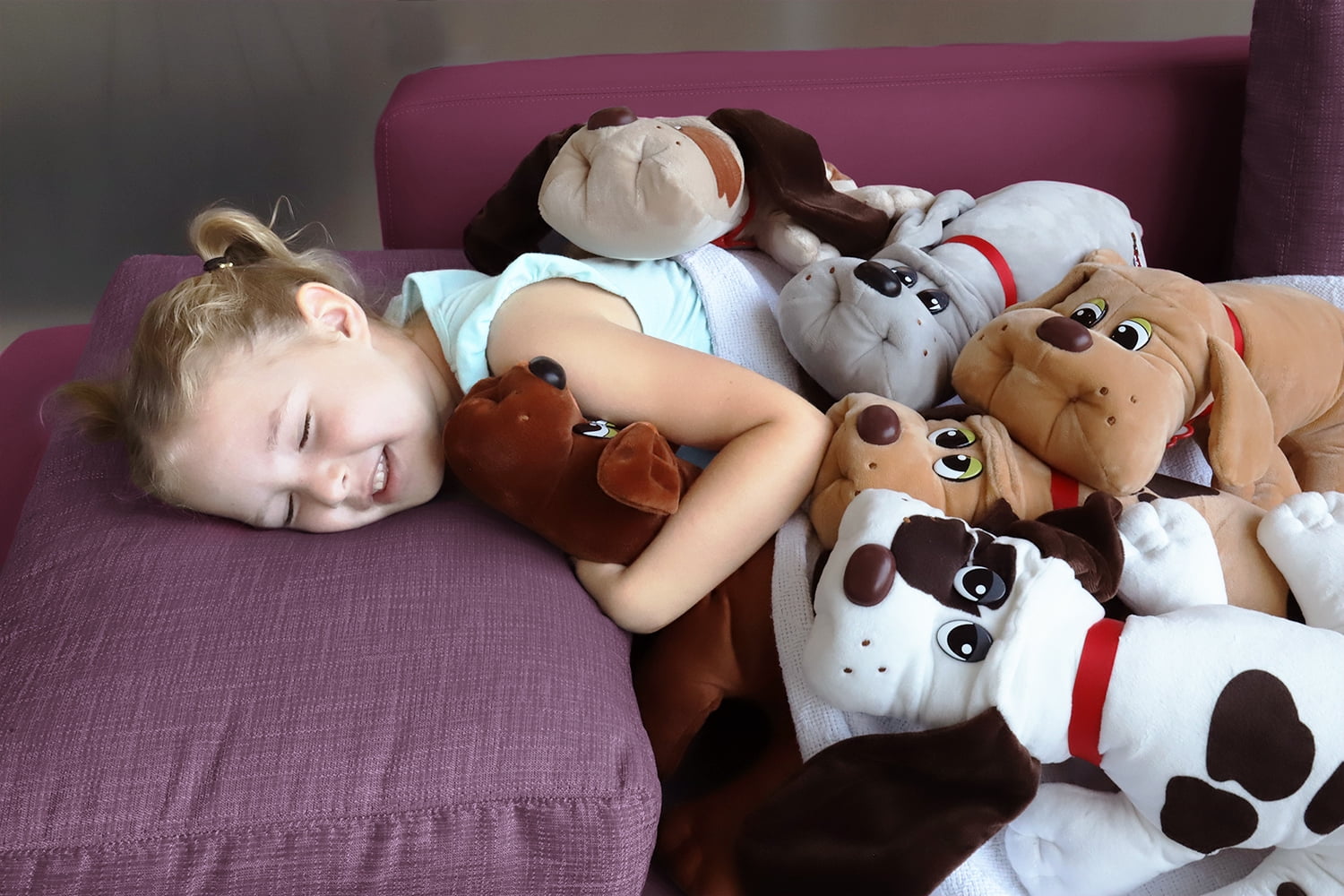 Pound Puppies Classic - White and Brown Stuffed Puppy Plush Toy Dog Stuffed Animal for Kids, Adopt a Pound Puppy, Includes Certificate